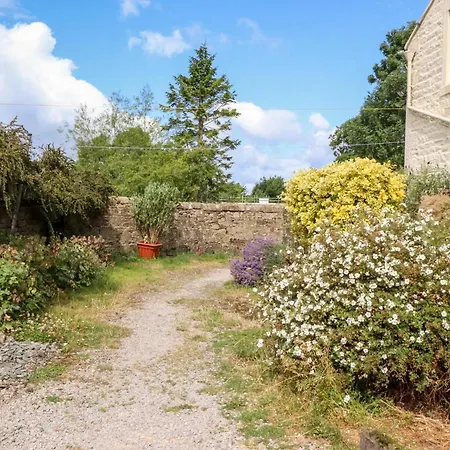 Kingfisher Cottage, 11 Airebank Terrace Skipton